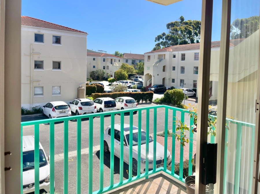 1 Bedroom Property for Sale in Rosebank Western Cape